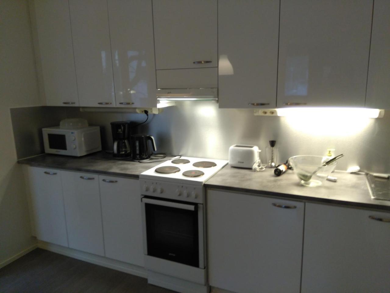 City Apartments Turku - 1 Bedroom Apartment With Private Sauna المظهر الخارجي الصورة