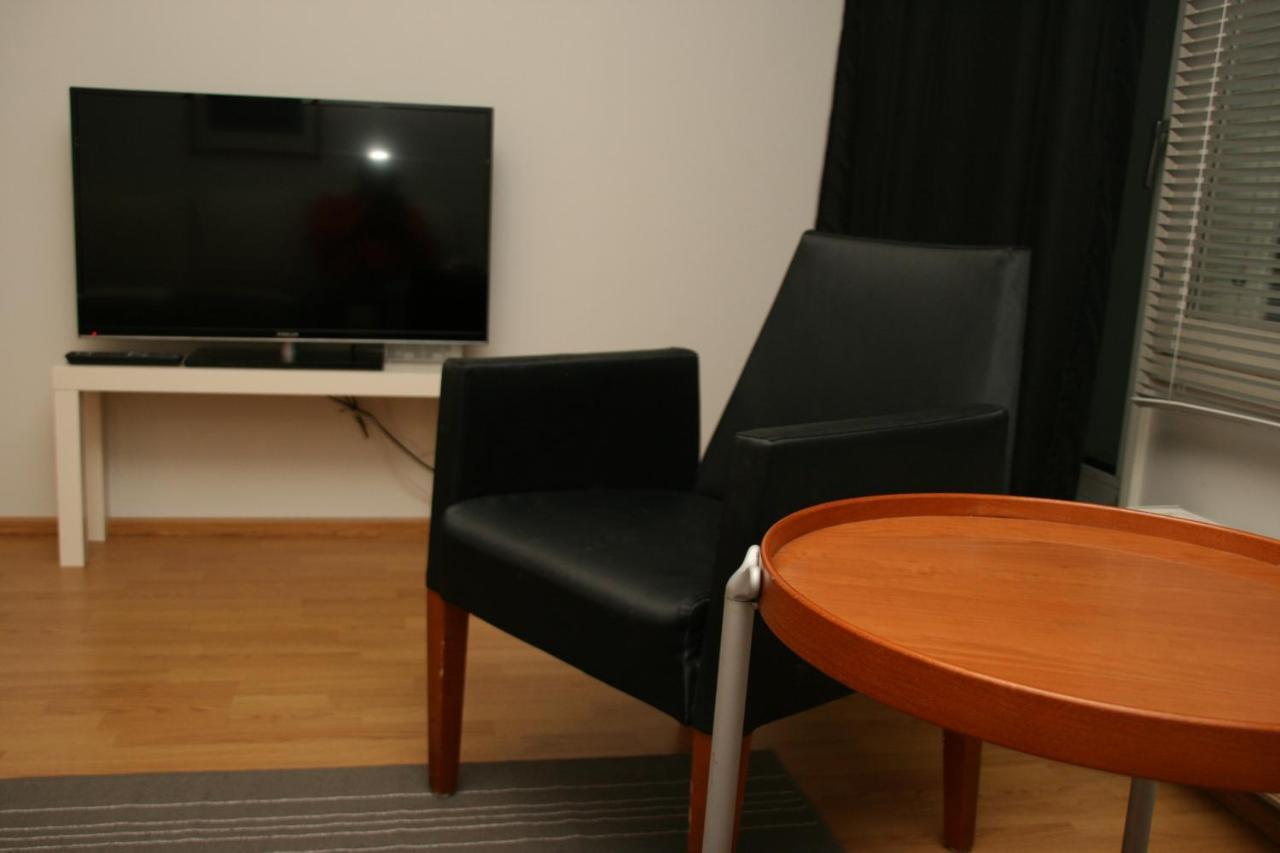 City Apartments Turku - 1 Bedroom Apartment With Private Sauna الغرفة الصورة