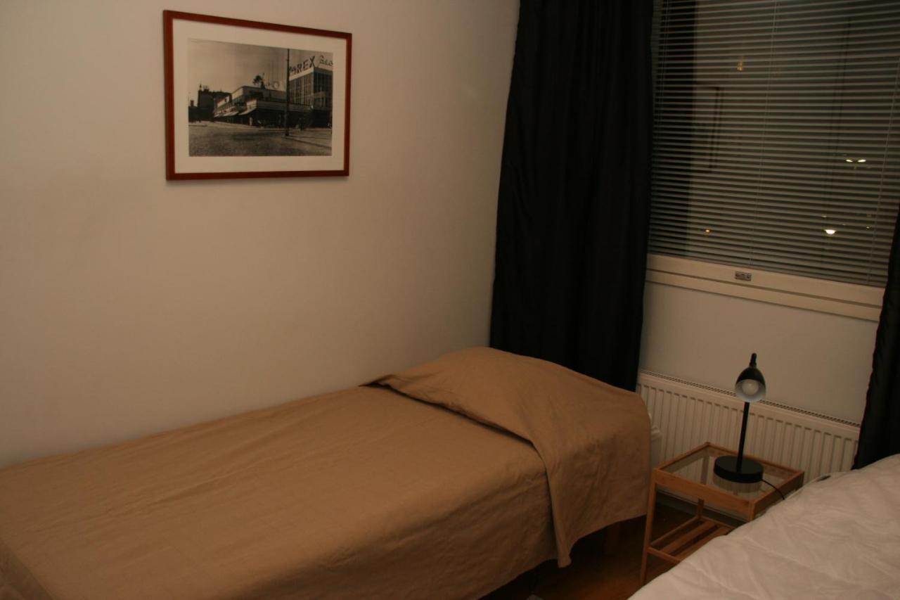 City Apartments Turku - 1 Bedroom Apartment With Private Sauna الغرفة الصورة